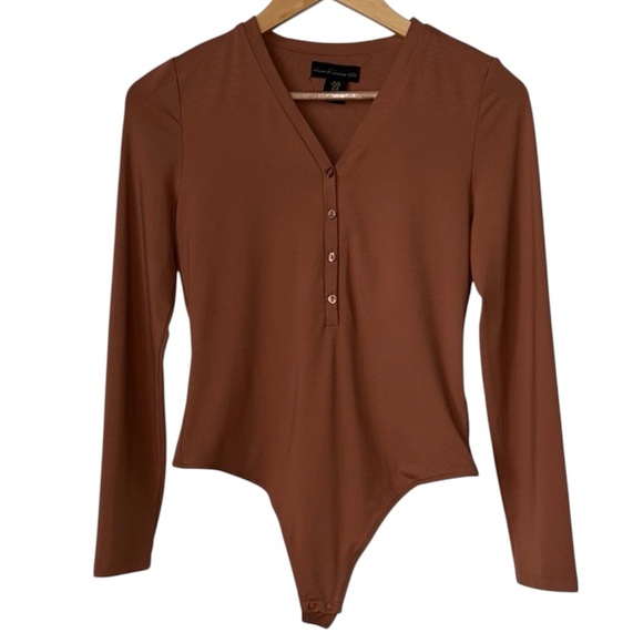 House of Harlow 1960 Tops - HOUSE OF HARLOW 1960 HENLEY BODYSUIT